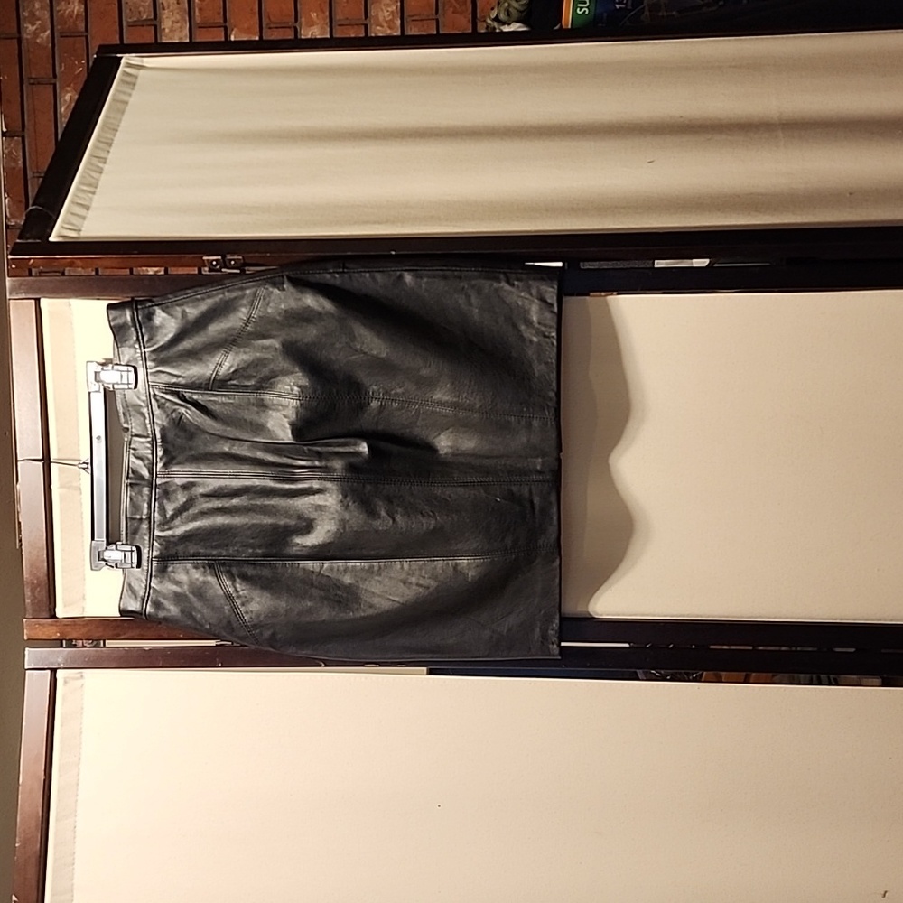 Rialusso Collection Size 14 Leather Skirt